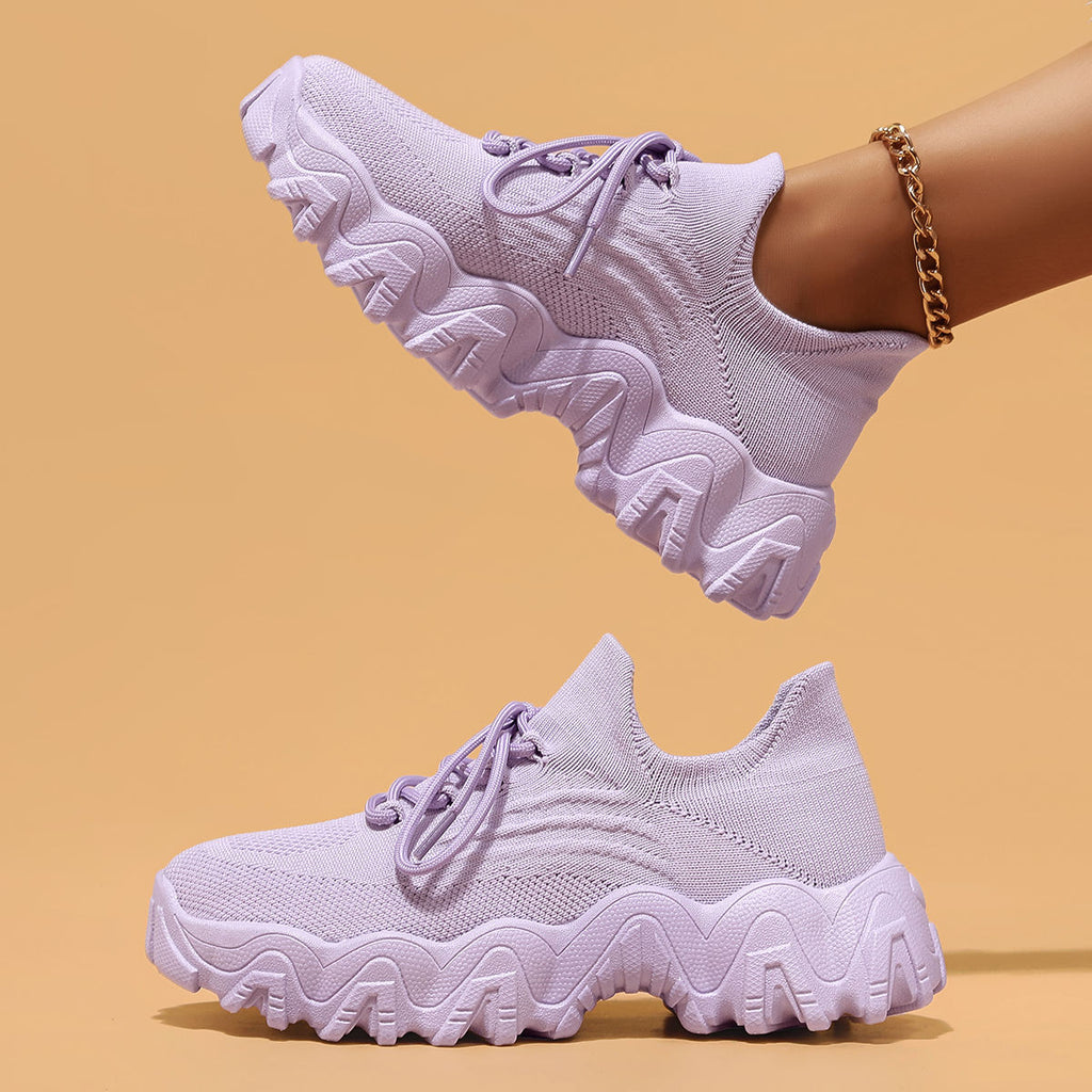 Trendy Lightweight Breathable Fly-Knit Mesh Casual Sports Shoes